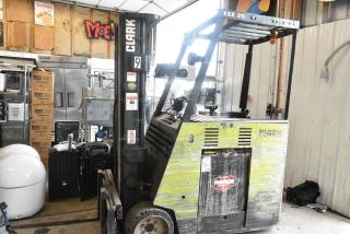 Clark ESX25 Metal Industrial 5,000 Pound Capacity Electric Powered Rider Forklift w/ EnerSys EF3-18-1050 Battery Charger. 8,523 Hours. Tested and Working!