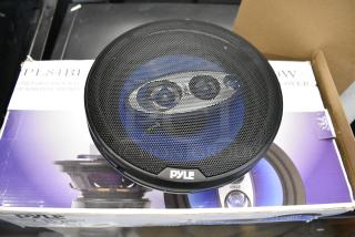 IN ORIGINAL BOX! Pyle PL84BL Four-Way Sound Speaker System