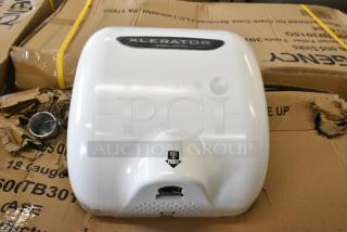 BRAND NEW SCRATCH AND DENT! XL-BWV Resin Cover High Speed Hand Dryer. 208-277 Volts, 1 Phase.
