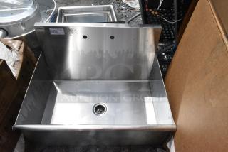 BRAND NEW SCRATCH AND DENT! Steelton 522US13624 36" x 24" x 14" Utility Sink with Drainboard and (1) 8" Center Faucet. No Legs.