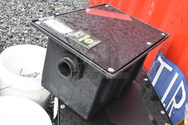 BRAND NEW SCRATCH AND DENT! Ashland PolyTrap 4807 14 lb. Grease Trap with Threaded Connections - Image 3 of 5