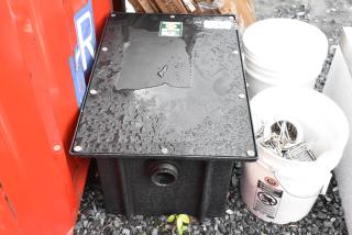 BRAND NEW SCRATCH AND DENT! Ashland PolyTrap 4820 40 lb. Grease Trap with Threaded Connections
