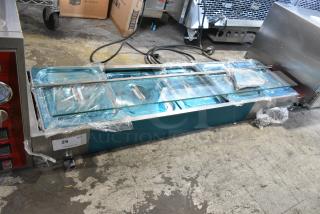BRAND NEW SCRATCH AND DENT! 2024 Avantco 177BMFW5 57" Electric Bain Marie Buffet Countertop Food Warmer with 5 Half Size Wells. 120 Volts, 1 Phase.