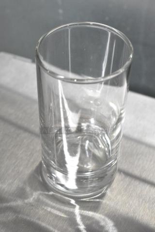 2 BRAND NEW SCRATCH AND DENT!  Box of 12 Libbey 2523 Chicago 4.75 oz. Customizable Juice Glass. 2 Times Your Bid!