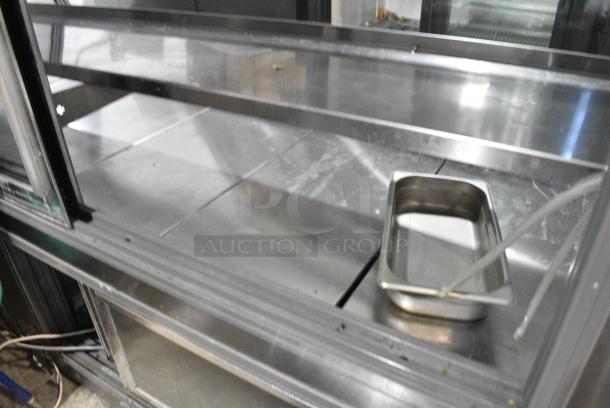 Leader CDL72 S/C Metal Commercial Floor Style Deli Display Case Merchandiser w/ Top Dry Case. 115 Volts, 1 Phase. Tested and Powers On But Does Not Get Cold - Image 9 of 10