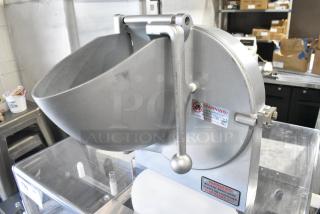 BRAND NEW SCRATCH AND DENT! Metal Commercial Pelican Head w/ Shredding Blade.