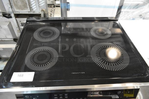 BRAND NEW SCRATCH AND DENT! Frigidaire Stainless Steel Electric Powered 4 Burner Range w/ Convection Oven. - Image 4 of 8
