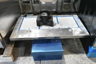 BRAND NEW SCRATCH AND DENT! General Electric GE JVW5361SJ1SS 36" Wall-Mount Pyramid Chimney Hood. 120 Volts, 1 Phase.