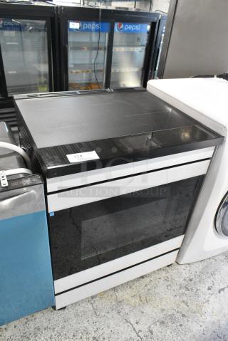 BRAND NEW SCRATCH AND DENT! Samsung Metal Commercial Range w/ Convection Oven.