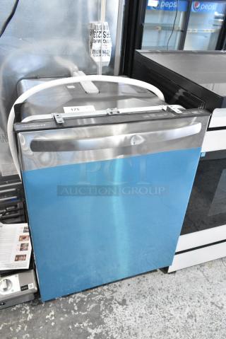 BRAND NEW SCRATCH AND DENT! Frigidaire FDPH4316AS0A Stainless Steel Undercounter Dishwasher. 115 Volts, 1 Phase.