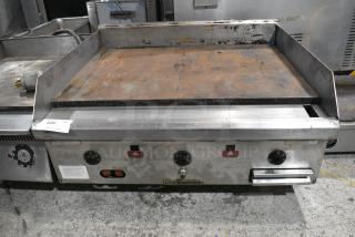 Southbend HDG-36 Stainless Steel Commercial Countertop Natural Gas Powered Flat Top Griddle.