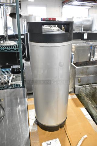 6 BRAND NEW SCRATCH AND DENT! Cornelius K2009 Metal 5 Gallon Ball Lock Corny Keg. 6 Times Your Bid!