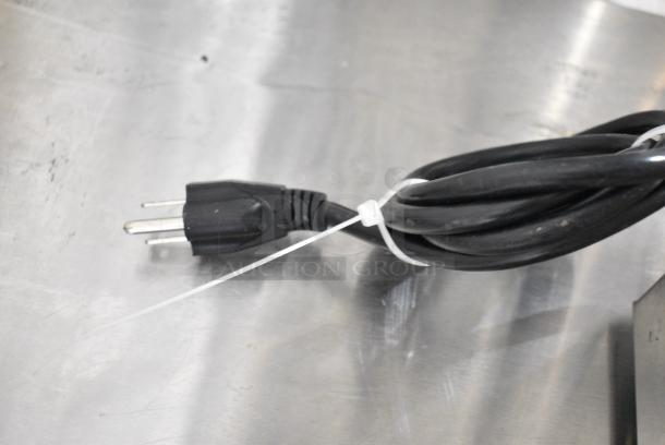 Padela F77 Stainless Steel Commercial Countertop Food Warmer. 115 Volts, 1 Phase. Tested and Working! - Image 6 of 6