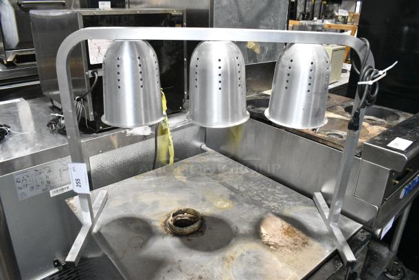 Metal Commercial 3 Head Warming Lamp. 115 Volts, 1 Phase. Tested and Working! - Image 1 of 5