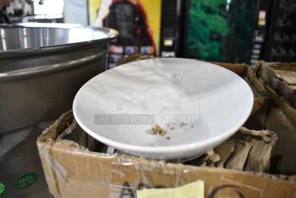 2 BRAND NEW SCRATCH AND DENT! Items Including 303SLANTBW7 Acopa 9 oz. Bright White Slanted Porcelain Bowl - 24/Case. 2 Times Your Bid! - Image 2 of 5