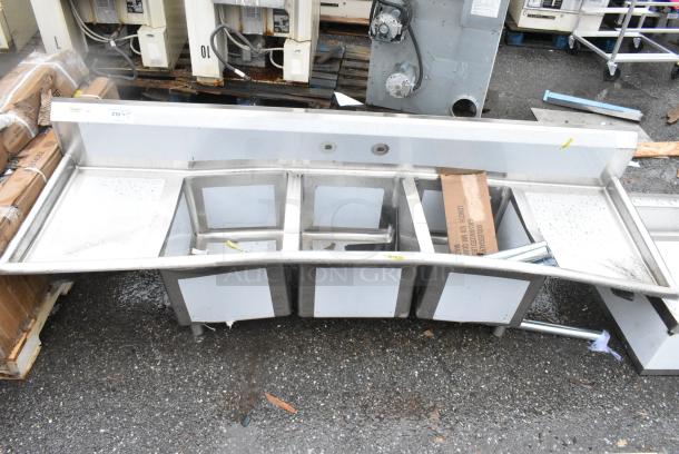 BRAND NEW SCRATCH AND DENT! Regency 600S31620218 Stainless Steel 3 Bay Sink w/ Dual Drain Boards. - Image 1 of 9
