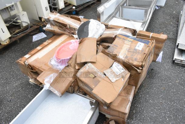 9 BRAND NEW SCRATCH AND DENT! Items Including ServIt 423ST4OS2 Double Overshelf for 4-Pan Steam Tables, 304MSQB12WH Acopa Rittenhouse 215 oz. Square White Melamine Bowl - 6/Case, Speed Rail. 9 Times Your Bid! - Image 2 of 8