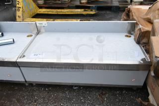 BRAND NEW SCRATCH AND DENT! Regency 600DBU1836 Stainless Steel Underbar Drainboard - 36" x 18". No Legs.