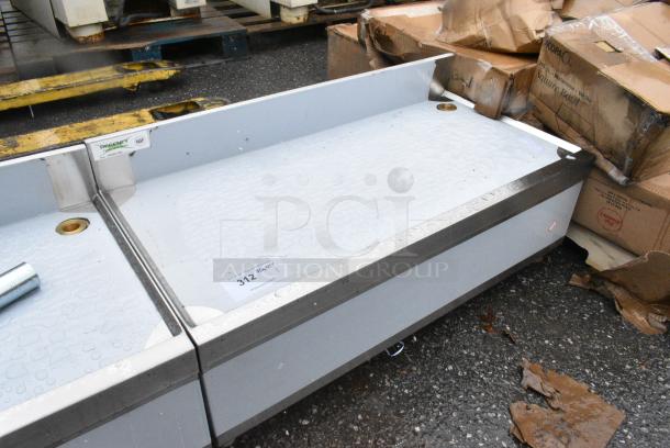 BRAND NEW SCRATCH AND DENT! Regency 600DBU1836 Stainless Steel Underbar Drainboard - 36" x 18". No Legs. - Image 2 of 4