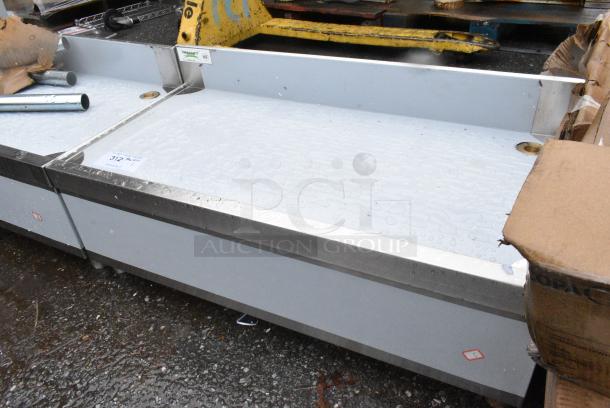 BRAND NEW SCRATCH AND DENT! Regency 600DBU1836 Stainless Steel Underbar Drainboard - 36" x 18". No Legs. - Image 3 of 4