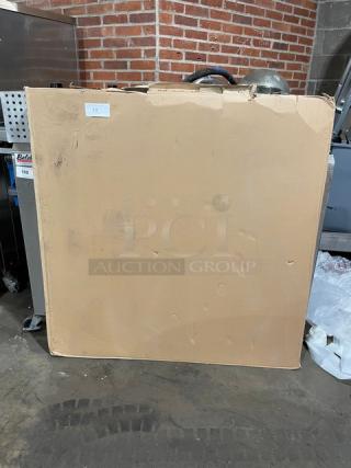 BRAND NEW! Laminate 48 Inch Round Reversible Mahagony/Black Dining Table Top!