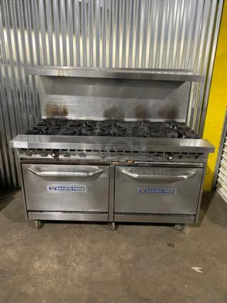 Bakers Pride Restaurant Series Commercial Stainless Steel Natural Gas Powered 10 Burner Range/Double Oven Combo! With Back Splash & Overhead Salamander Shelf! With Wired Oven Racks! Model: 60-BP-10B-S26 SN: 995691604006! On Casters! - Item #1183592