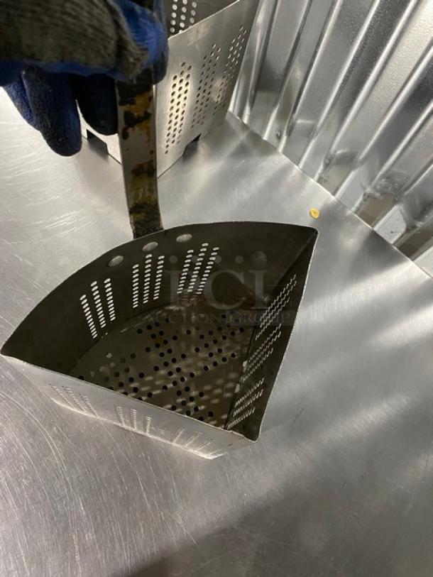Commercial Stainless Steel Pasta Basket Insert! 2X Your Bid! - Image 4 of 6