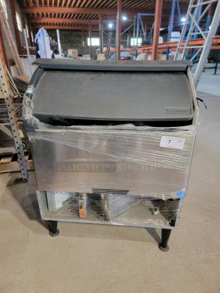 Scotsman 80lb Ice Machine!