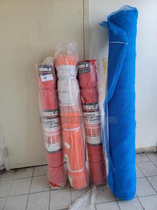 4 Rolls of Safety Debris Netting!