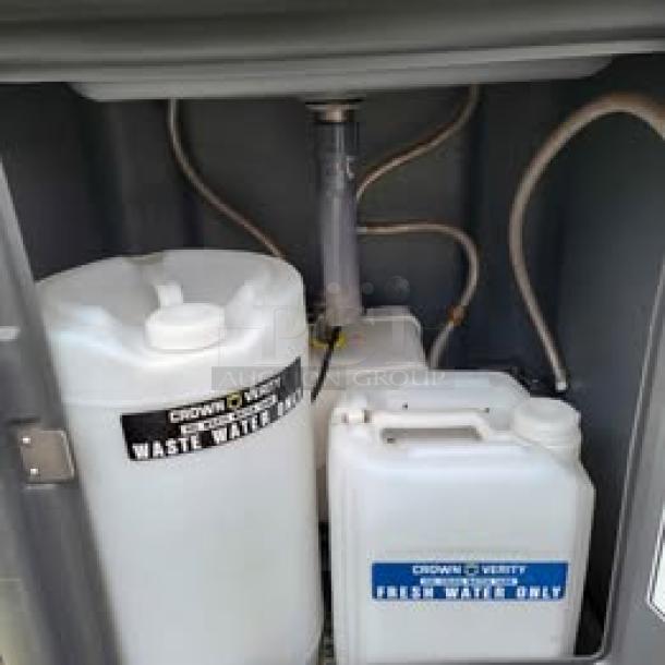 Crown-Verity Portable Hot/Cold Wash Station! - Image 6 of 9