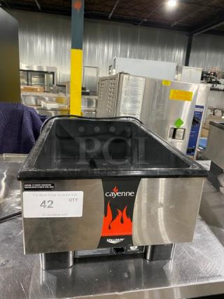 Vollrath Cayenne Series Commercial Stainless Steel Electric Powered Countertop Single Well Hot Food Warmer! Model: 1001 SN: N047-01602065-006! 120V! On Legs!