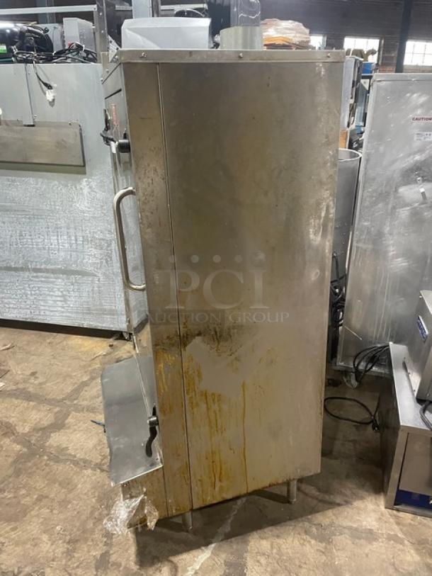 Town MasterRange Series Commercial Stainless Steel Natural Gas-Powered Full-Size Indoor Smokehouse Smoker Oven! With Left-Side Hinged Door! With Wired Oven Racks! Model: SM-30-L-SS-N SN: 144466! On Legs! - Image 3 of 8