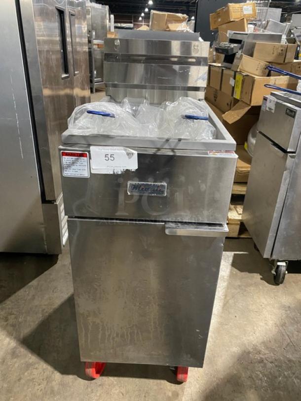 NEW! SCRATCH-N-DENT! Migali! 2022! Late Model! Commercial Stainless Steel Natural Gas Powered 50 Lb. Deep Fat Fryer! With Back Splash & Basket Hanger! With New Frying Baskets! Model: C-F50-NG SN: C-F50-NGUSB100322081000920023! - Image 2 of 13