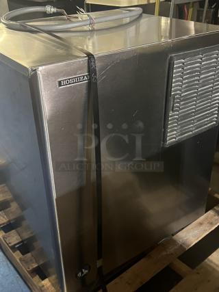 Wow!! Hoshizaki 2000 Lb. Stainless Steel Flake Ice Maker W/O Storage Means
Model # F2001MRH3
Three-Phase
30 x 27-3/8 x 34- 7/16 - Item #1184560