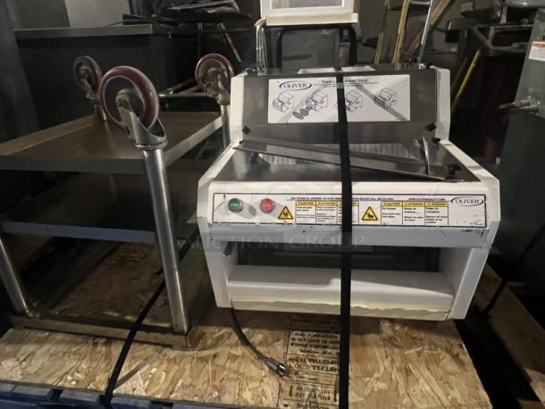 Working! Oliver Front Load Bread Slicer W/Stand
Model 732-N
Removed from Working Bakery - Image 1 of 6