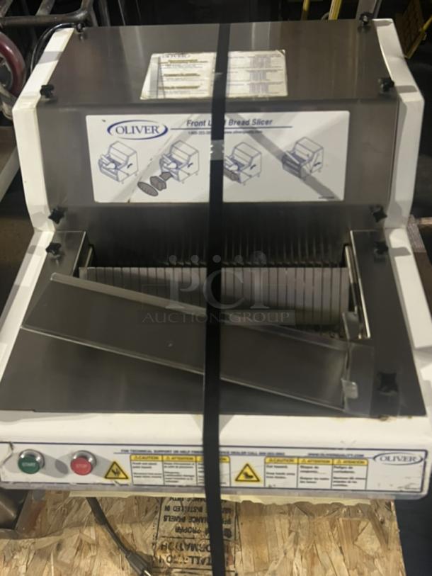 Working! Oliver Front Load Bread Slicer W/Stand
Model 732-N
Removed from Working Bakery - Image 2 of 6
