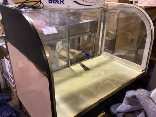 Commercial Bubble Glass Bakery Display
No Racks
60-½ x 34-¼ x 51