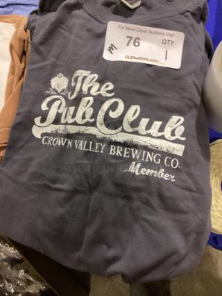 “The Pub” T-Shirt
Size Large