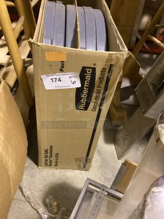 Rubbermaid 32 gal. Trash can Lids
Qty 6 
Your Bid x 6