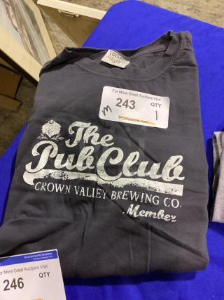 The Pub Club Crown Valley Brewing Member T-Shirt 
Size Medium 
Qty 1