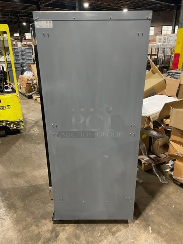 Carter Hoffmann Hot Logix Series Commercial Electric Powered Full Height Non-Insulated 18-Pan Heated Holding Cabinet! With Built In Pan Holding Rack! Model: HL1-18-9 SN: 052015556750! 120V 1 Phase! On Casters! - Image 3 of 8