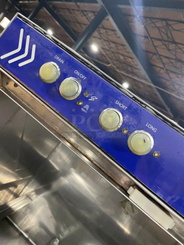 Jet-Tech PuroClean Series Commercial Stainless Steel Electric Powered Undercounter Dishwashing Machine! - Image 6 of 7