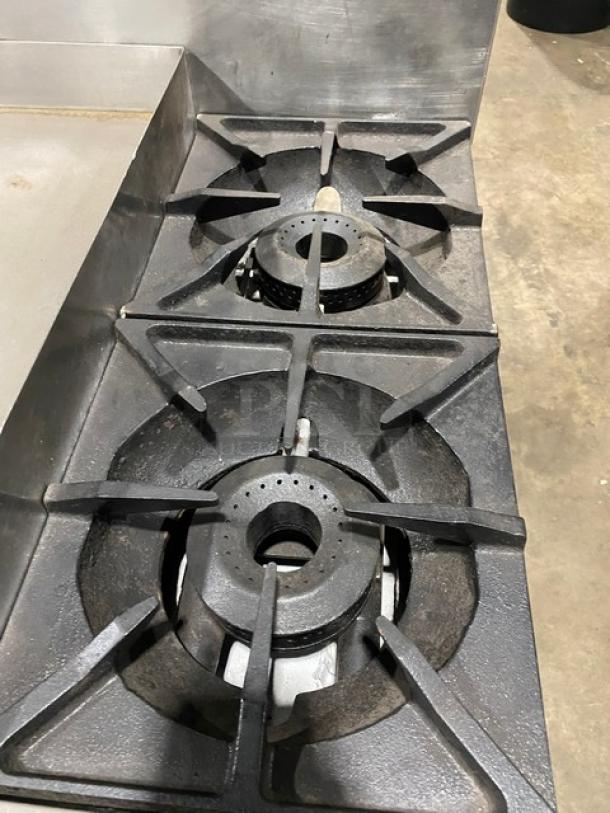 Therma-Tek Commercial Stainless Steel Natural Gas Powered Flat Griddle/2 Burner Split Top Range & Oven Combo! With Back Splash! Model: TMDS36-24G-2-1N SN: 11K02659C! On Legs! - Image 6 of 9