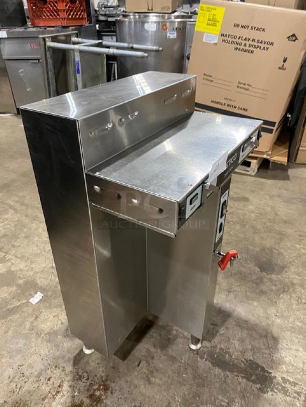 Fetco Commercial Stainless Steel Electric Powered Countertop Automatic Twin Coffee Brewer! With Hot Water Dispenser! Model: CBS-52H15 SN: 11286503A! 240V 1 Phase! On Legs! - Image 2 of 9