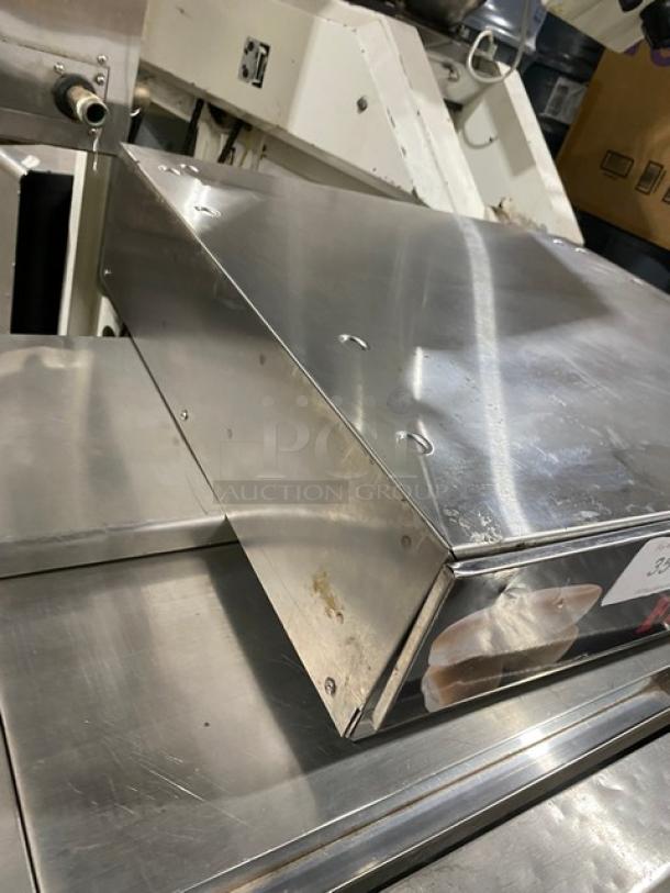 Commercial Stainless Steel Electric Powered Countertop Fresh Buns Style Bun Warmer! With Black Tongs Attached! - Image 3 of 6