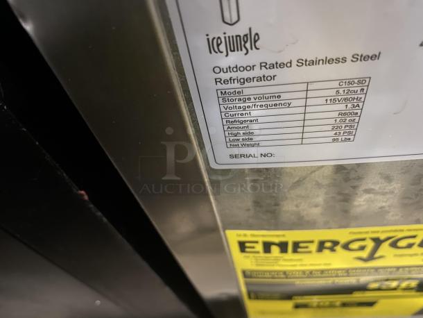Ice Jungle Commercial Stainless Steel Single Door 24" Outdoor Refrigerator! With Poly Coated Wire Rack! Model: C150-SD! 115V! - Image 6 of 7