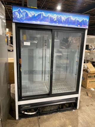 Everest Commercial White Double Glass Sliding Door Reach In Merchandiser Refrigerator! With Poly Coated Wire Racks! Model: EMGR48 SN: BMGR4806010028! 115V 1 Phase!