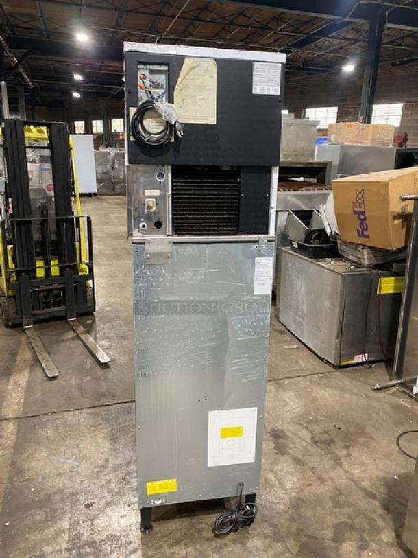 Manitowoc Commercial Stainless Steel Electric Powered Air-Cooled Modular Nugget Ice Making Machine Head/Avantco Push-Dispensing Ice Storage Bin Combo! Model: RNS0308A SN: M07759212016! 115V 1 Phase! On Legs! - Image 3 of 8