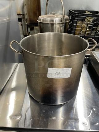 Commercial Heavy Duty Stock Pot! With Handles!