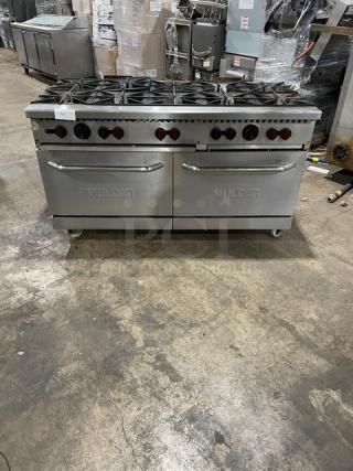 Vulcan Commercial Stainless Steel Natural Gas Powered 10 Burner Range/Double Oven Combo! With Wire Oven Racks! Model: SX60! On Casters!
